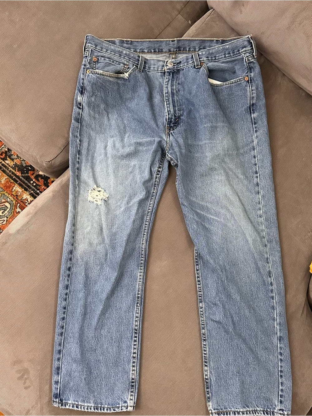 Levi's 505 Jeans Mens 40x30 Blue Denim Medium Wash Straight Leg Regular Fit